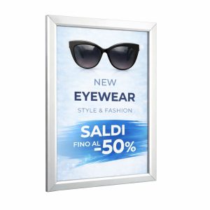 cornici-a-scatto-per-vetrine
