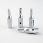 DIST32-SS-aggancio-per-targhe-sospensione-argento-satinato-kit