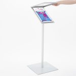 PBCITY311LED-bacheca-luminosa-autoportante-porta-menu-grafica-intercambiabile