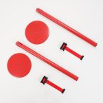 PBS1057-colonnina-rossa-segnapercorso-con-base-piatta-antinciampo-e-nastro