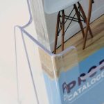 PBS409-porta-depliant-da-banco-A5-1-tasca