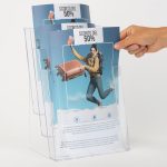 PBS417-porta-depliant-da-banco-3-tasche-A4