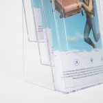 PBS417-porta-depliant-in-plexiglass-da-banco-3-tasche-A4