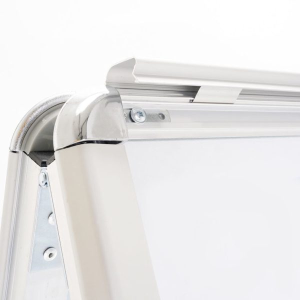 PBS830-apertura-cavalletto-pubblicitario-bifacciale-con cornice-a-scatto-