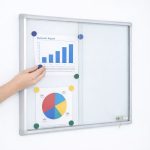 PBS951-bacheca-certificata-con-ante-scorrevoli-vetro-temperato-fogli