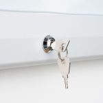 PBS965-chiusura-con-chiave-bacheca-esterno-certificata