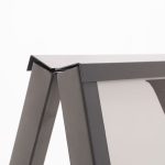 PBSCMA001-cavalletto-pubblicitario-in-metallo-nero