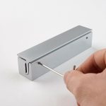 PBST10-distanziale-con-sistema-ad-incastro-per-targhe-brugole