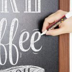 PBSWDL-Cornice-in-legno-con-lavagna-scrivibile