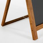 PBWDL102-cavalletto-con-lavagna-in-legno-pedini-con-catena-fissaggio