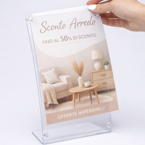 Porta-avviso-da-vetrina-banco-curvo-plexiglass-con-grafica copia