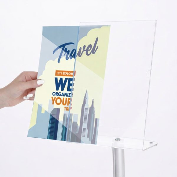 grafica-espositore-da-terra-con-tasca-porta-avvisi-inclinata-A3