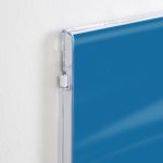 particolare-targa-da-muro-senza-bordi-in-plexiglass-apribile