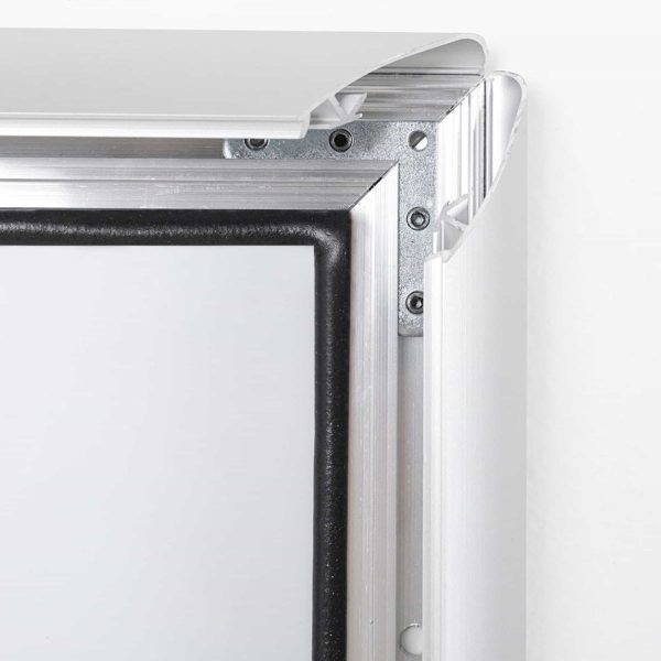 guarnizione-per-cornice-a-scatto-da-muro-per-esterno-certificata